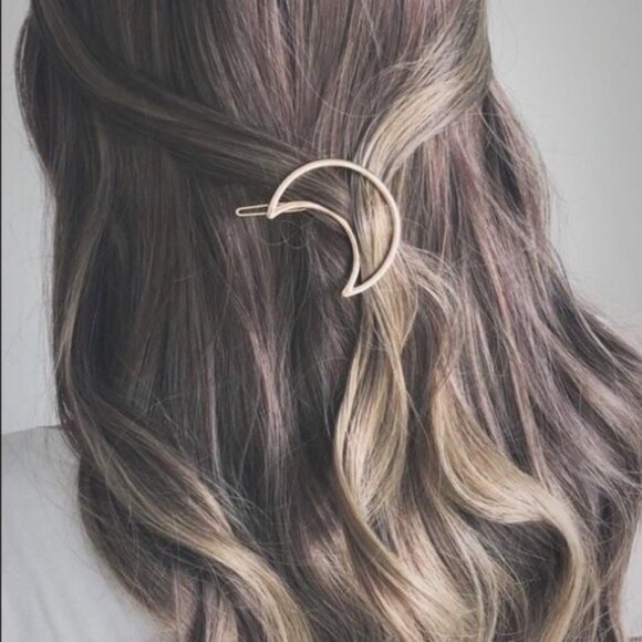 Boho "Moon Phase" Minimalist Crescent Hair Clip - Picture 1 of 11